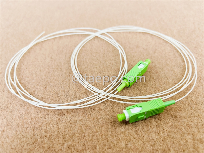 Fiber optic pigtail, singlemode 9/125um OS1,  simplex, SC/APC, 0.9mm, 1.5m