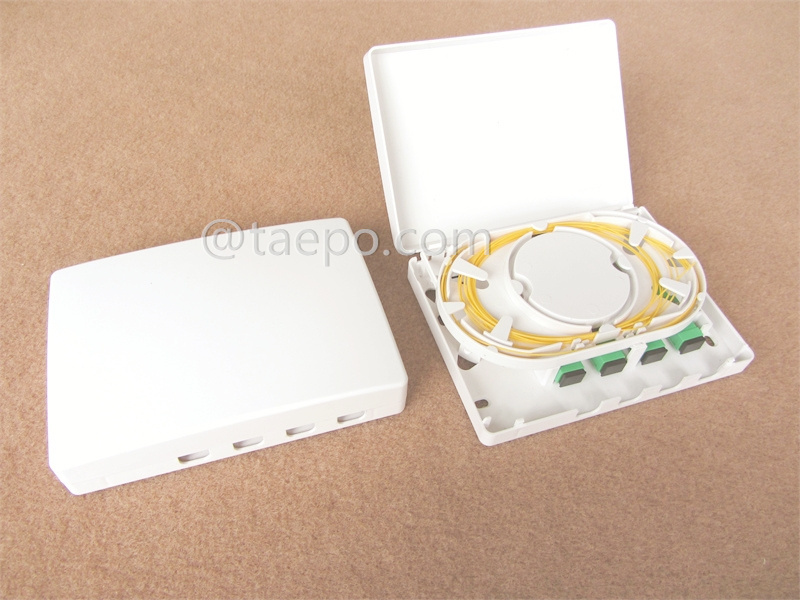 Fiber termination box (FTB), indoor, SC, 4 fibers, plastic housing, flip cover, 150x110x32mm, without adatpers, pigtails