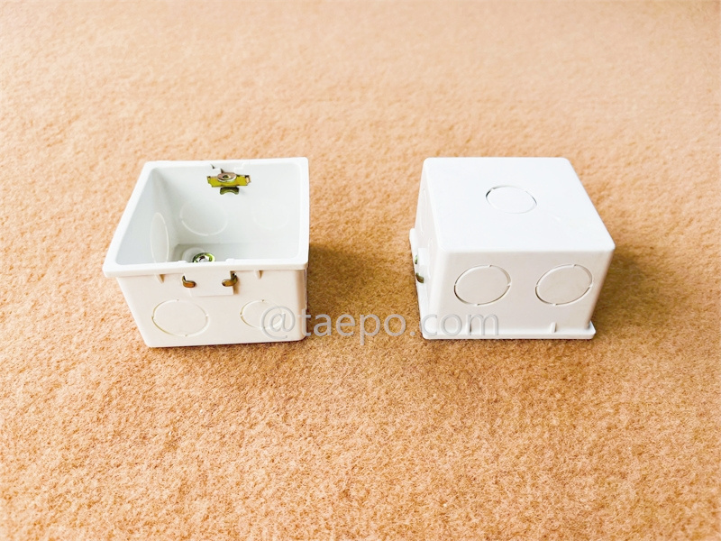 Back box, 80x80x48mm, wall flush type